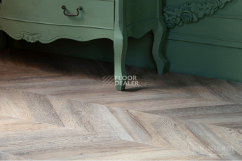 Vinilam Parquet Chevron 8,5 мм RI153616CL4 Шеврон Шампань фото 7 | FLOORDEALER